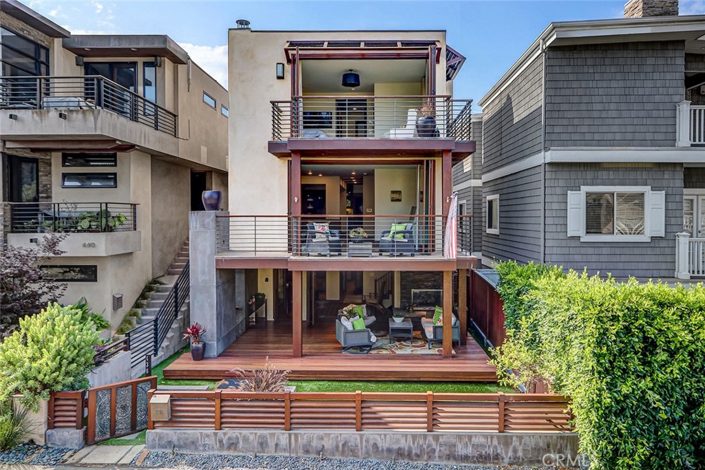 436 32nd St.
