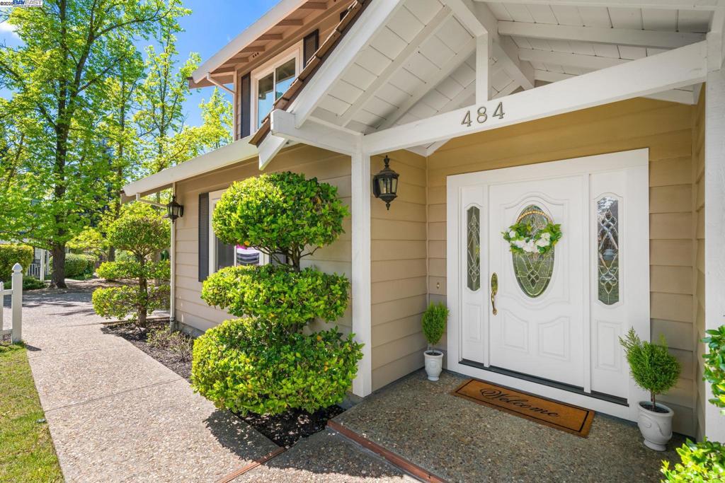 Properties 2 484 El Pintado Rd