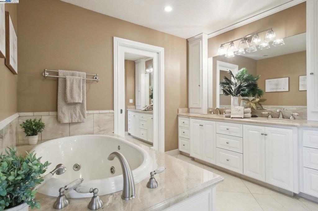 EL PINTADO - Residential