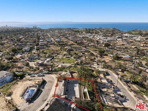 Photo of 1355 Berea Place, Pacific Palisades, CA 90272 (MLS # 26659453)