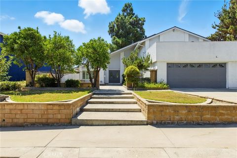 25381 Mackenzie Street Laguna Hills CA 92653