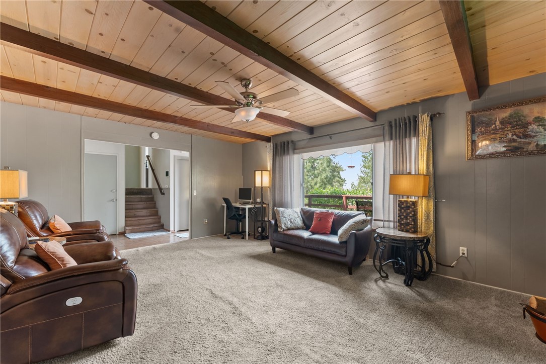 5203 Desert View Drive