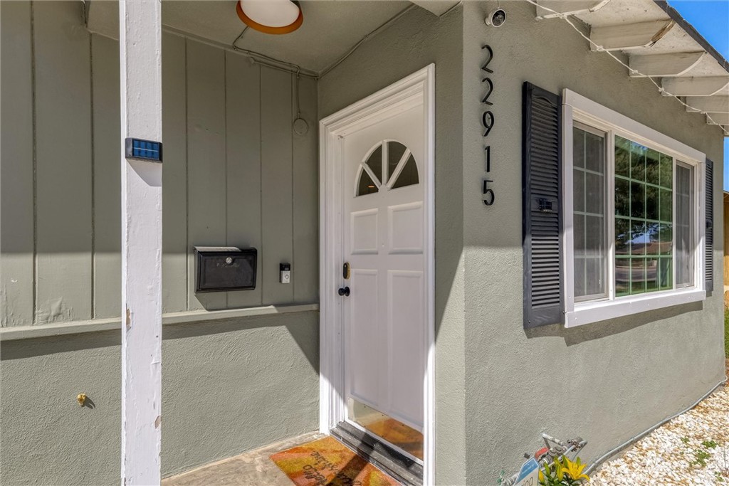 22915 Saticoy Avenue