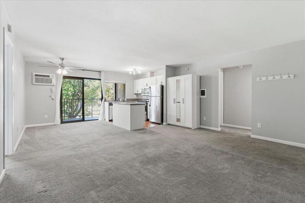 7855 Cowles Mountain Ct. A15