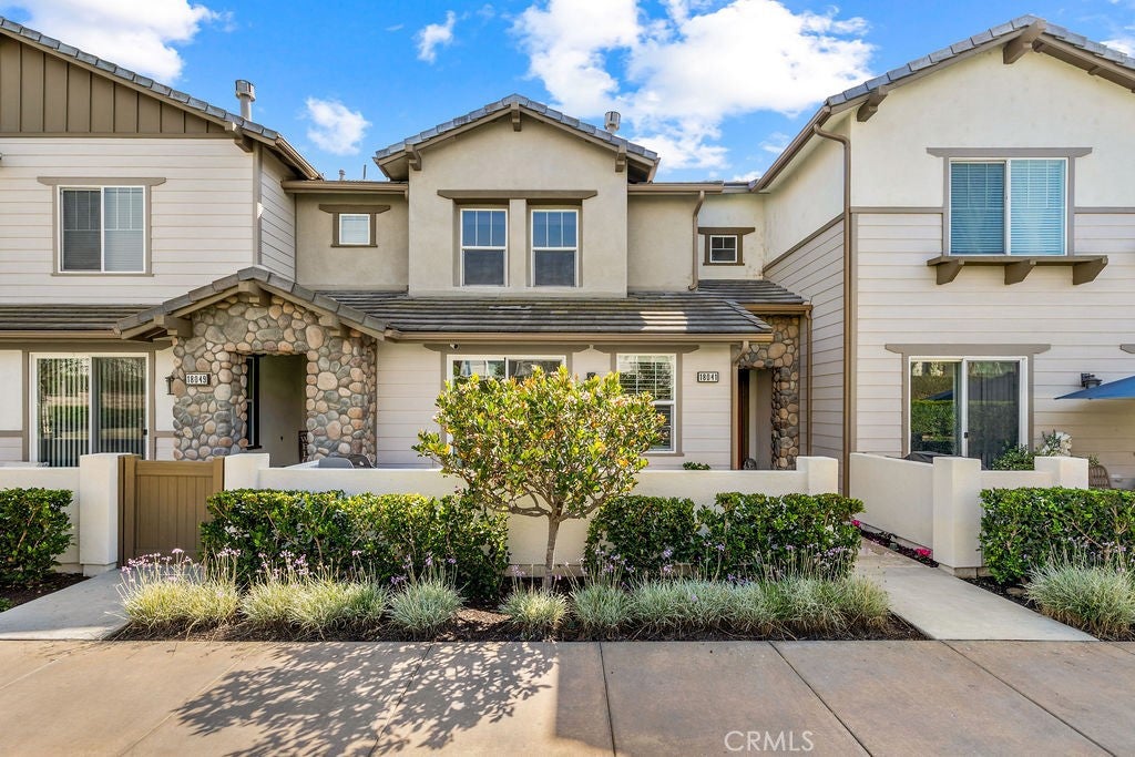 Photo of 18041 Magee LN, Yorba Linda, CA 92886 (MLS # PW26215487)