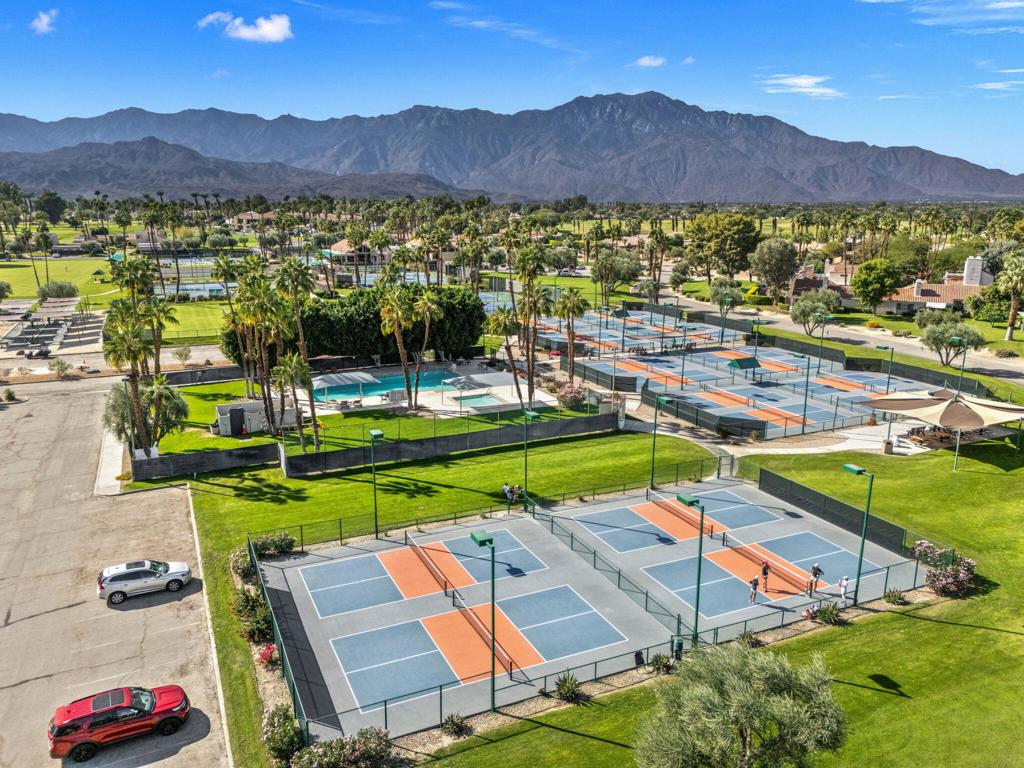 Mission Hills Country Club - Residential