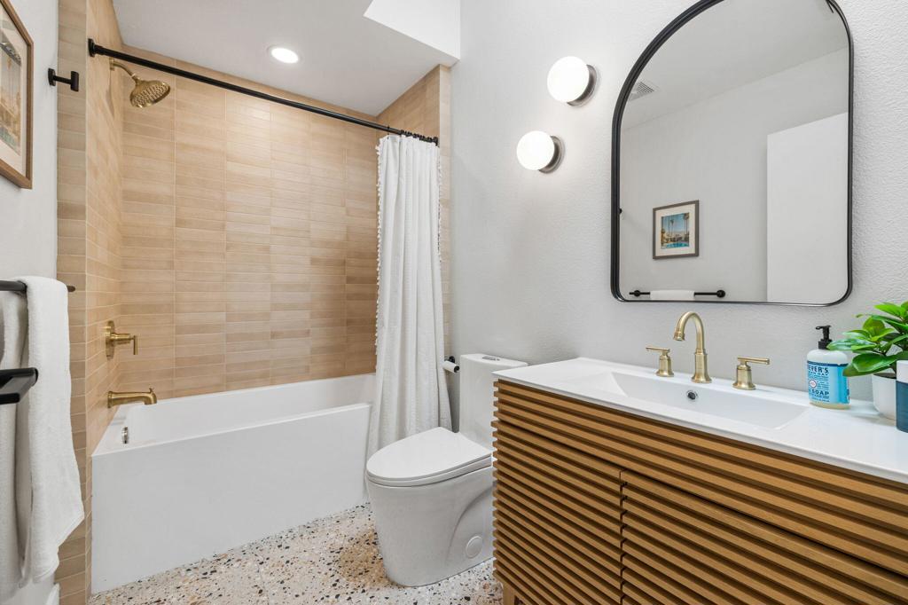 Mission Hills Country Club - Residential