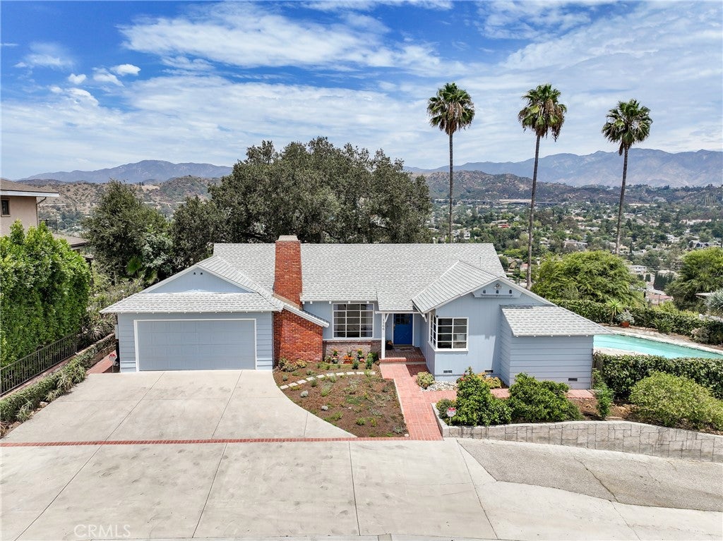 1566 Silverwood DR