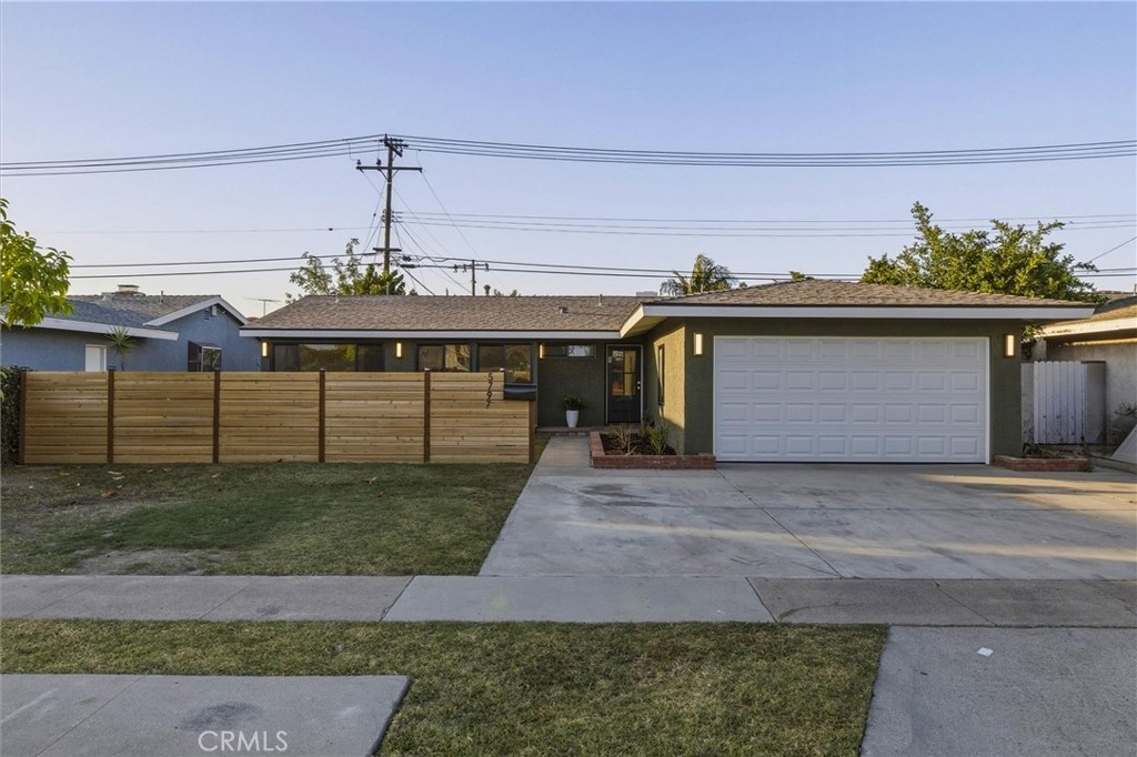 5797 Crescent