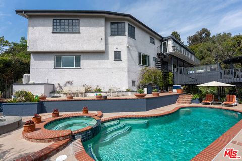 Photo of 3537 Berry Drive, Studio City, CA 91604 (MLS # 24373141)
