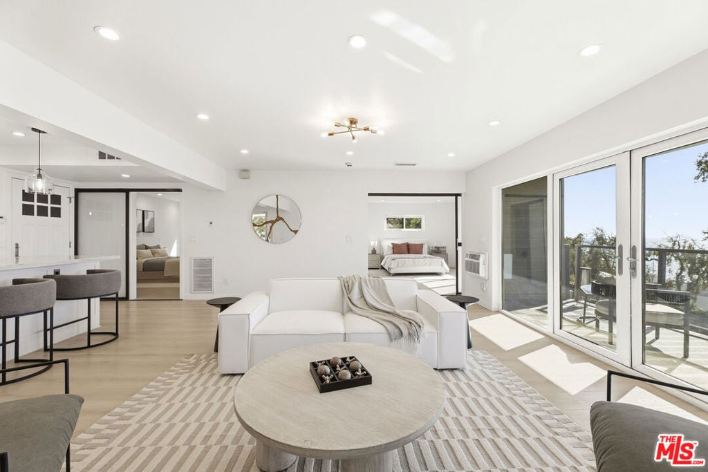 2442 S Coast Highway 3, Laguna Beach CA 92651 - Photo 8