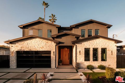 15473 La Maida Street Sherman Oaks CA 91403