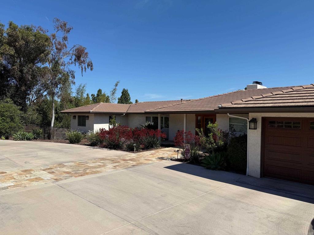 4664 YERBA SANTA DRIVE
