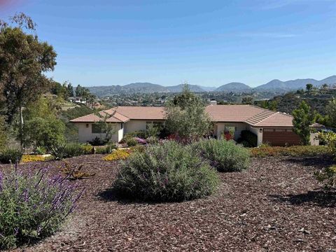 4664 YERBA SANTA DRIVE San Diego CA 92115
