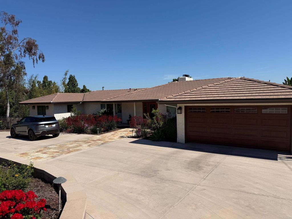 4664 YERBA SANTA DRIVE