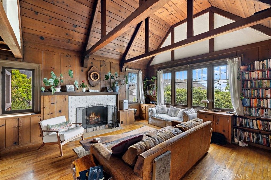 Photo of 1560 Galen Drive, Laguna Beach, CA 92651 (MLS # LG26108692)