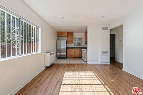Photo of 1857 W 24th Street #1, Los Angeles, CA 90018 (MLS # 26804625)