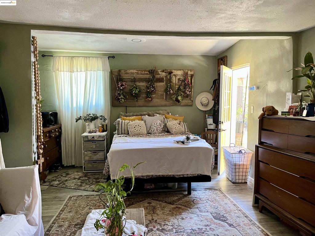 OLD ANTIOCH - Residential
