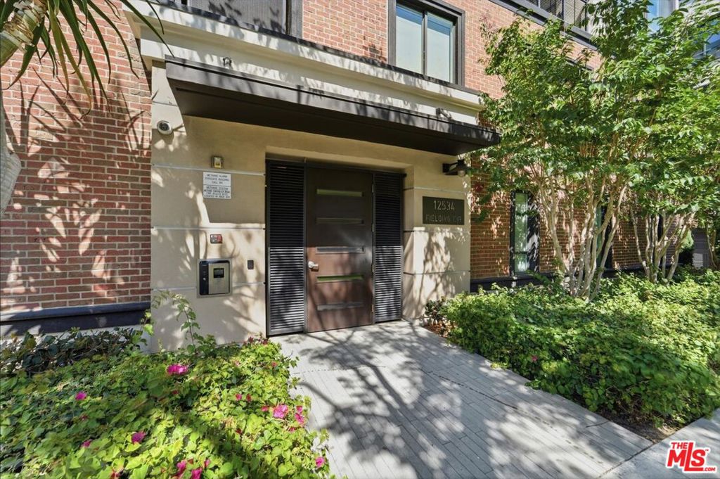 12534 W Fielding Circle