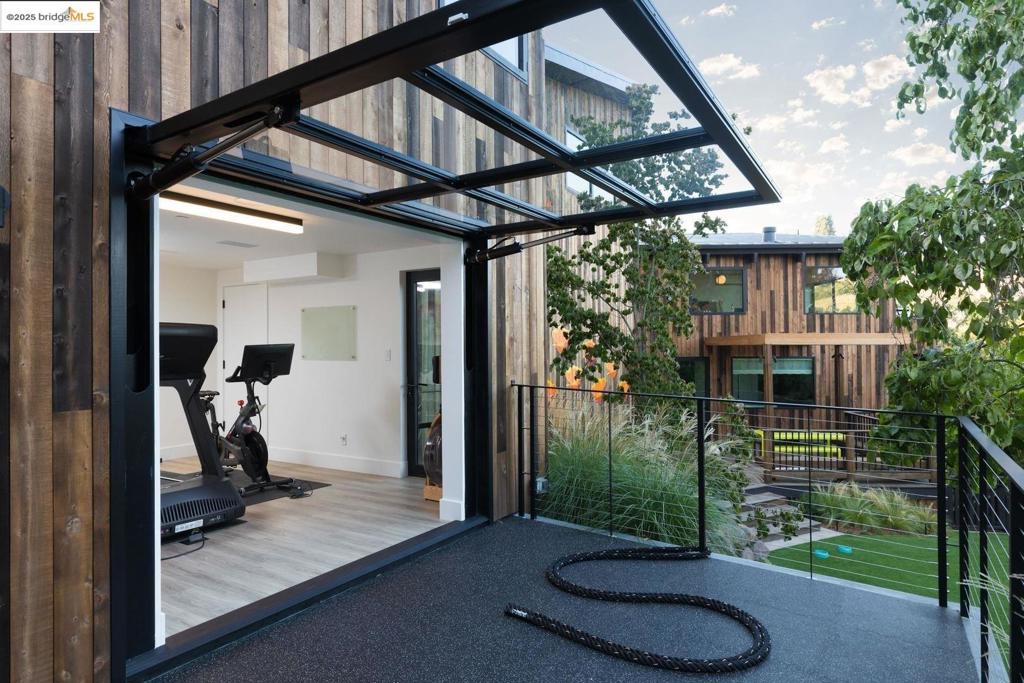 SLEEPY HOLLOW - Residential