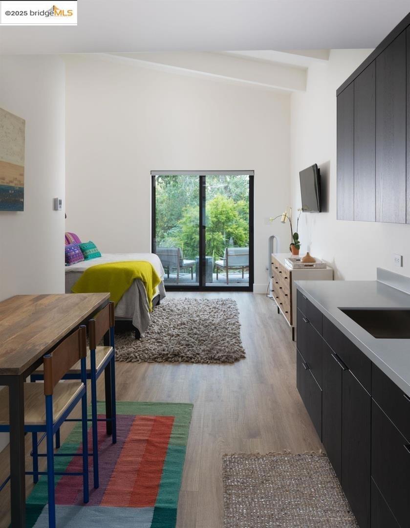 SLEEPY HOLLOW - Residential