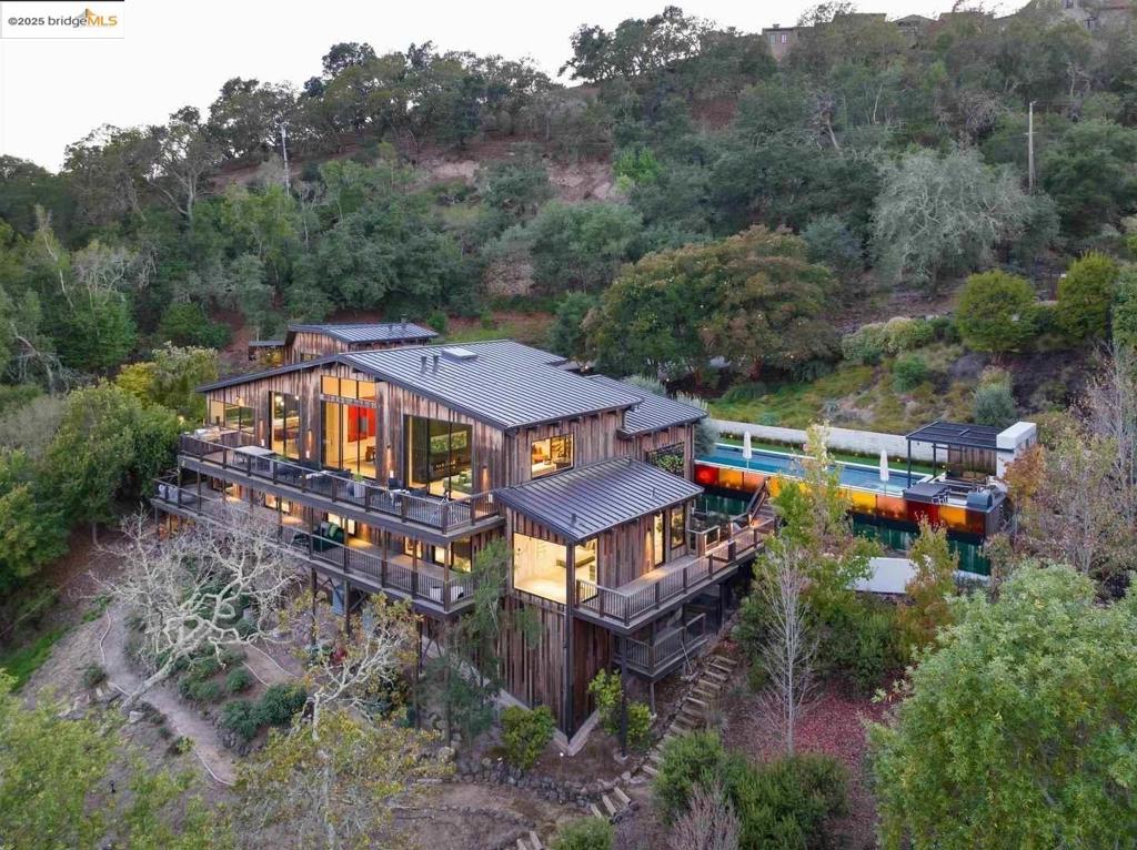 SLEEPY HOLLOW - Residential