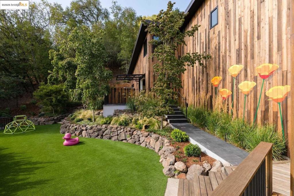 SLEEPY HOLLOW - Residential