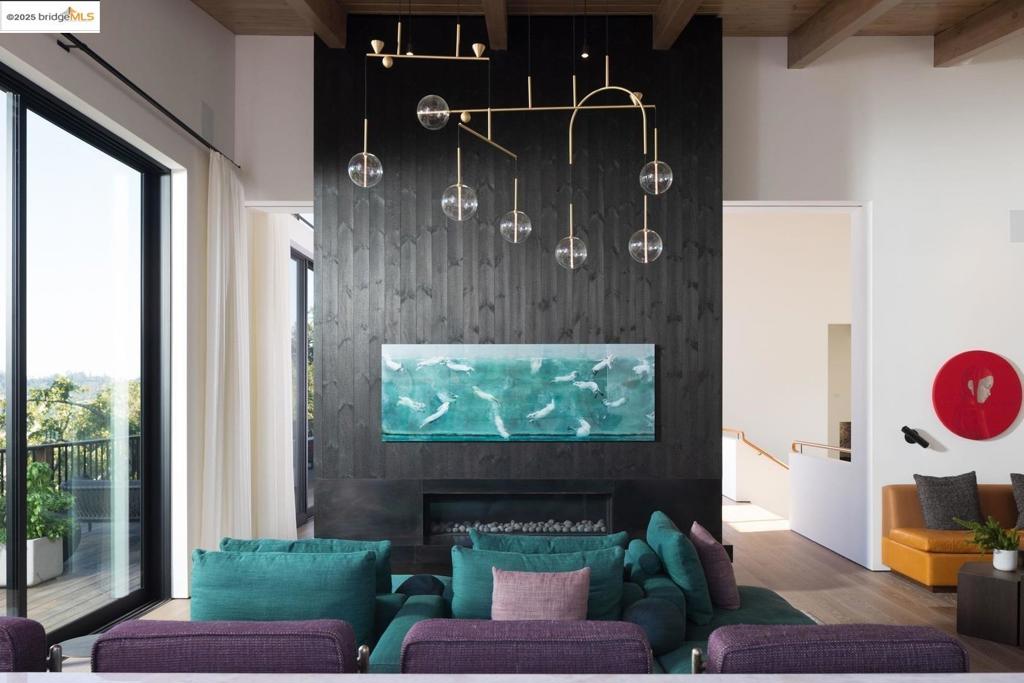 SLEEPY HOLLOW - Residential