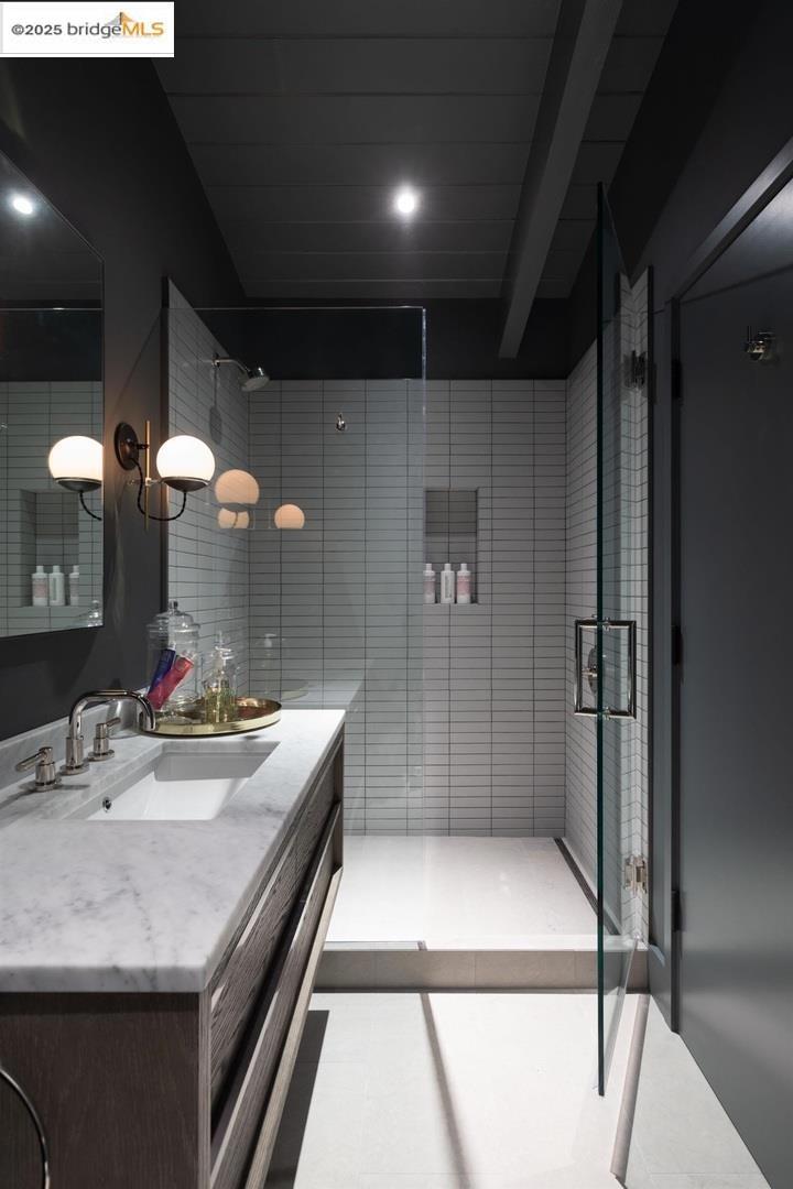 SLEEPY HOLLOW - Residential