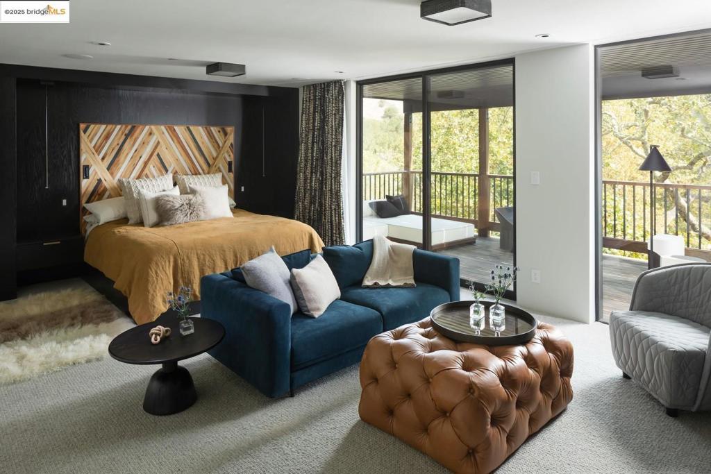 SLEEPY HOLLOW - Residential