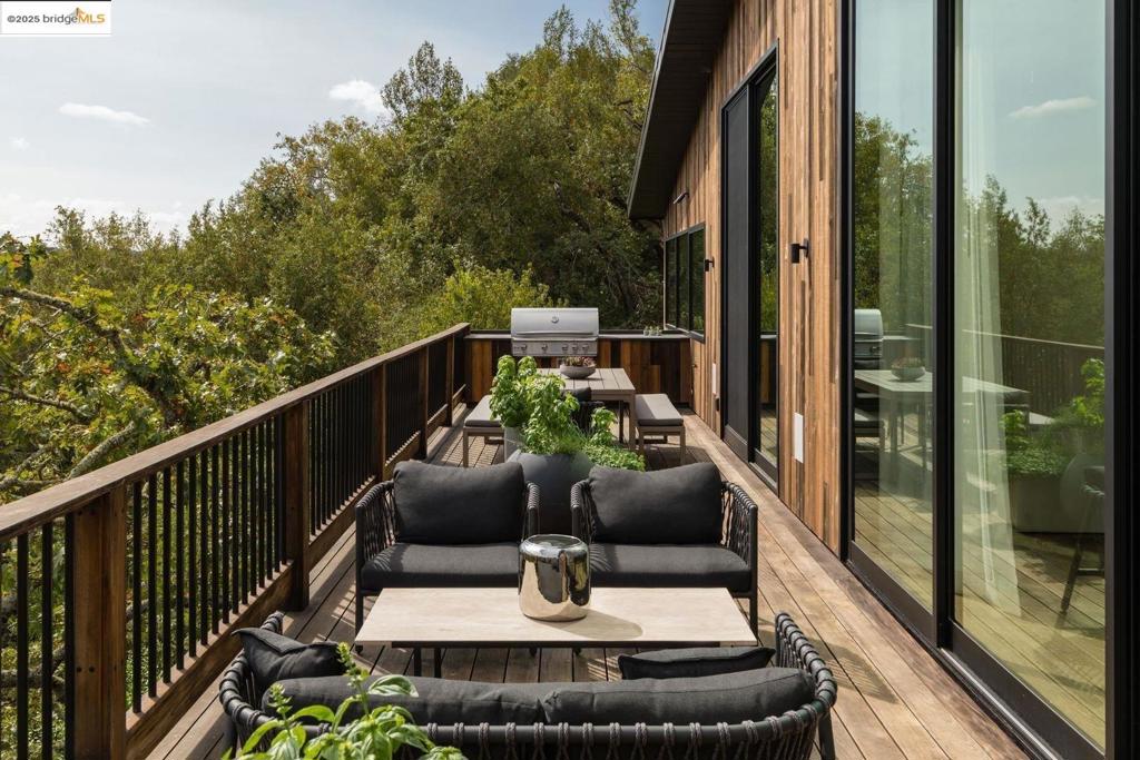 SLEEPY HOLLOW - Residential