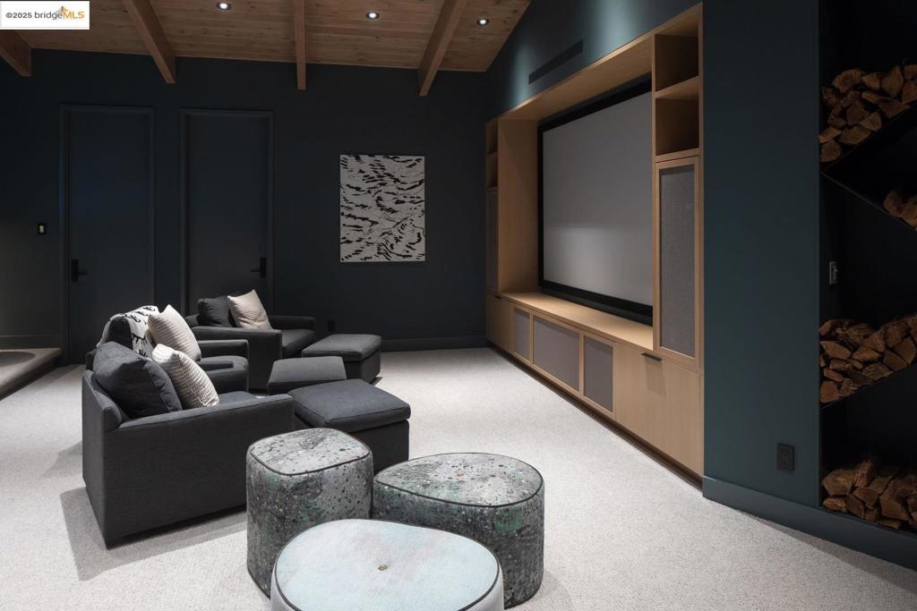 SLEEPY HOLLOW - Residential