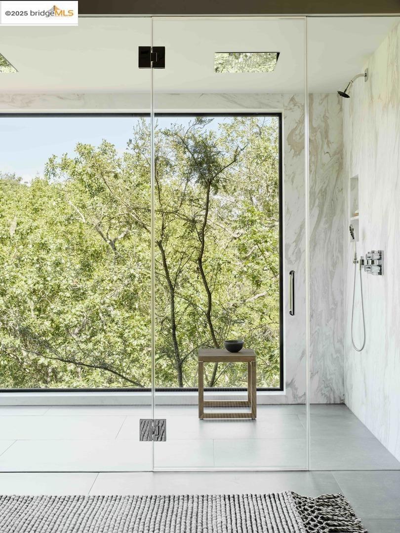 SLEEPY HOLLOW - Residential