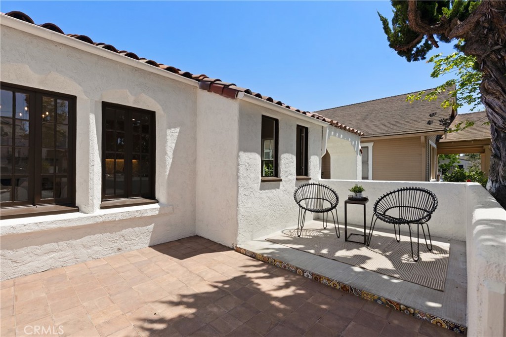 254 Bennett Ave