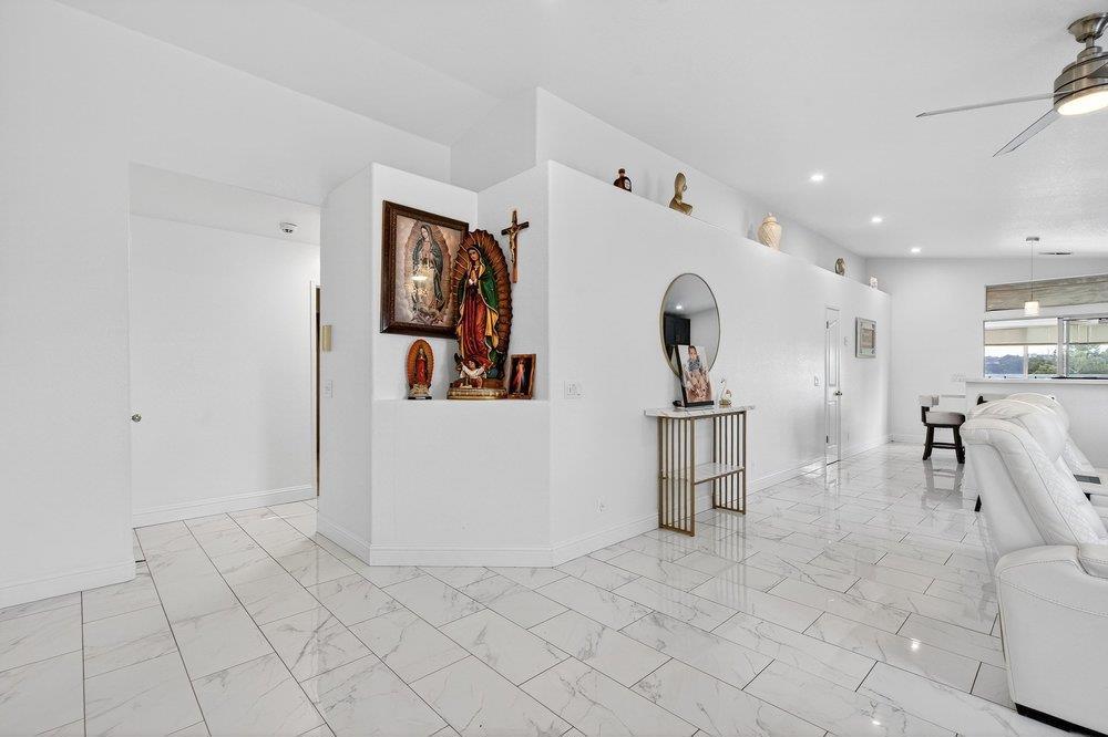 225 Kimberly