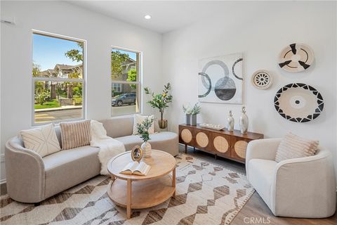 830 Francesca Walnut CA 91789