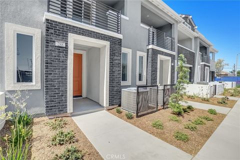 Property photo of 288 lockhart way, west covina, ca 91790