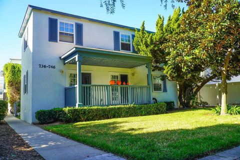 736 E Coronado CA 92118