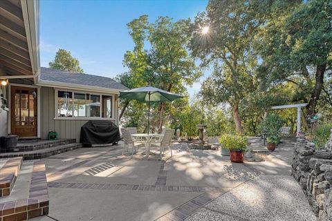 Tiny photo for 24854 Skyland Road, Los Gatos, CA 95033 (MLS # ML82037619)