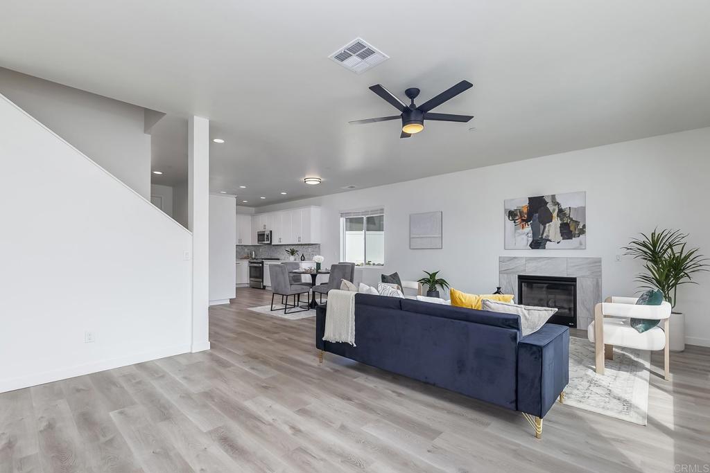 1625 Mauzy Way