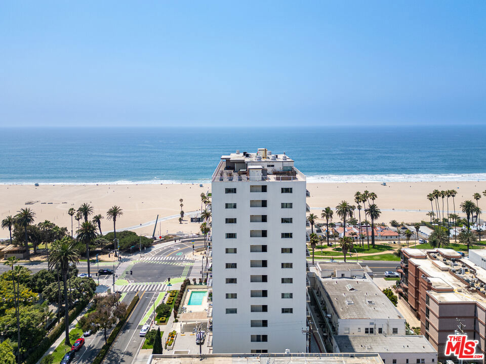Properties 2 101 California Avenue 706