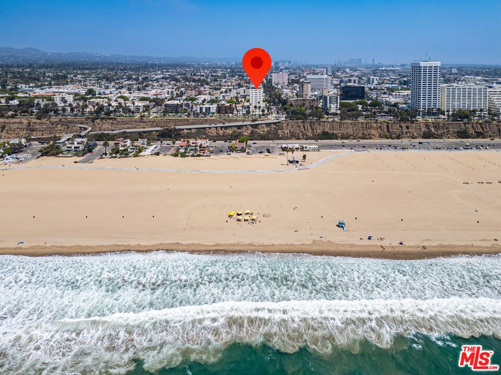 Photo of 101 California Avenue #706, Santa Monica, CA 90403 (MLS # 25576551)