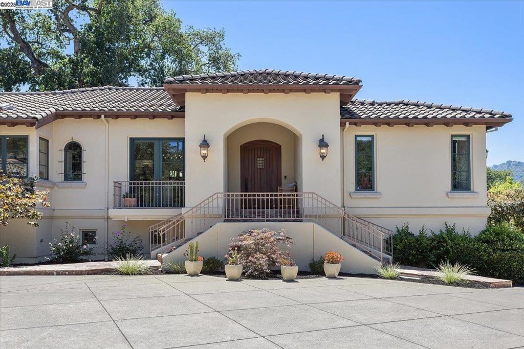 859 El Pintado Rd