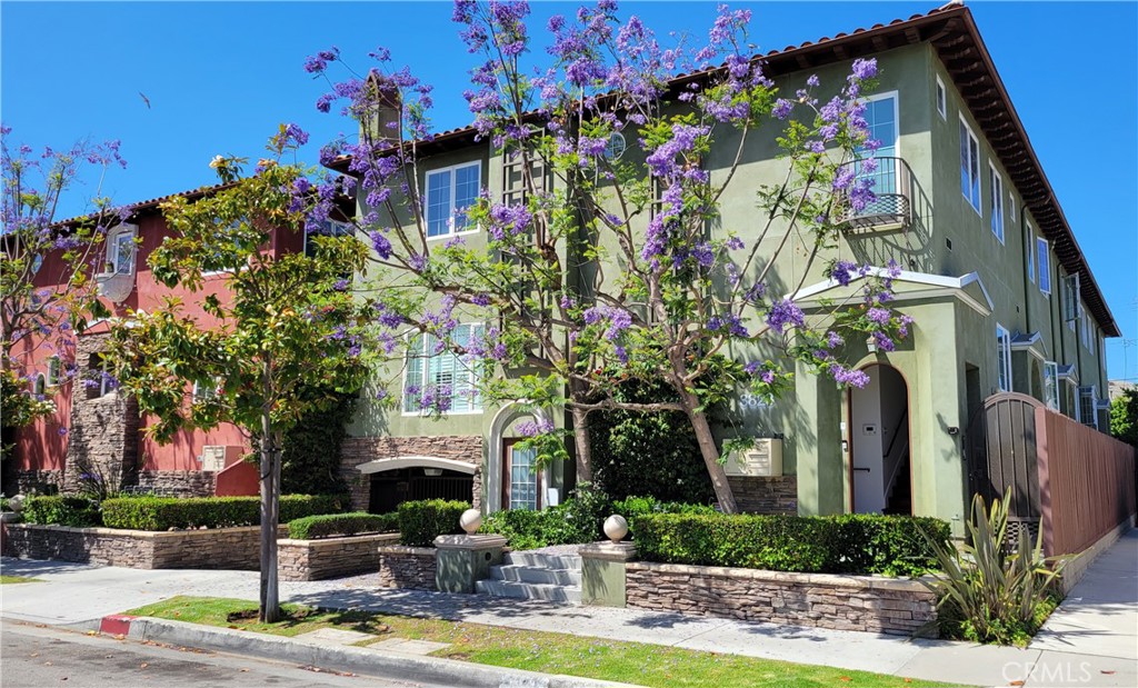 Modern Mediterranean townhome tucked away on a peaceful street just minutes from vibrant downtown Culver City, this stylish 3-level townhome blends comfort, convenience, and modern upgrades. Enjoy rich hardwood floors, stainless steel appliances, granite countertops, and an in-unit washer/dryer. The primary suite offers dual sinks, a spacious walk-in closet, and a serene retreat. Additional highlights include a cozy fireplace, private patio, gated area near garages, Nest thermostat, Ring doorbell, and central A/C & heat. The attached 2-car garage comes with an EV charger and generous storage. All just minutes from Downtown Culver City, Sony Studios, Silicon Beach, top restaurants, trendy shops, and easy freeway access.
