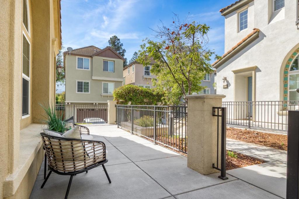 4674 Torrey Pines Circle