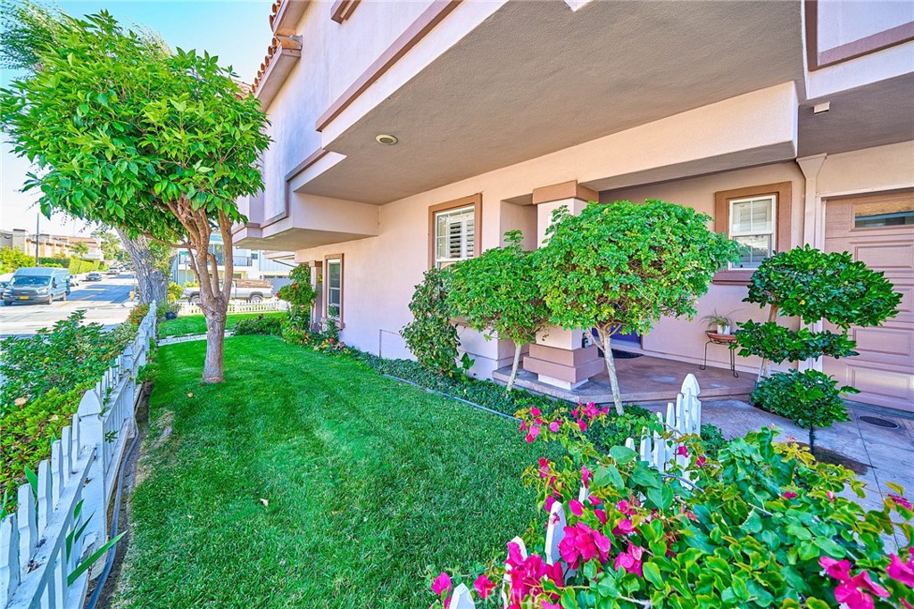 2503 Perkins Lane