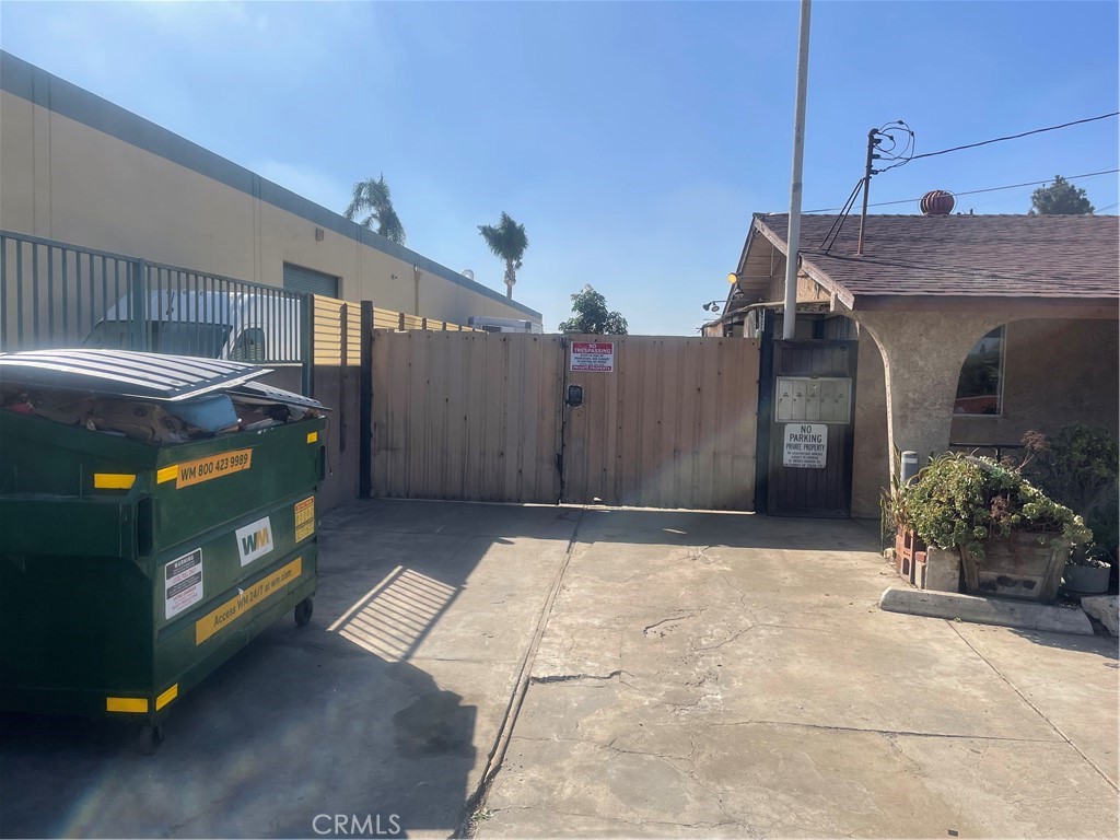 2044 W 166th Street