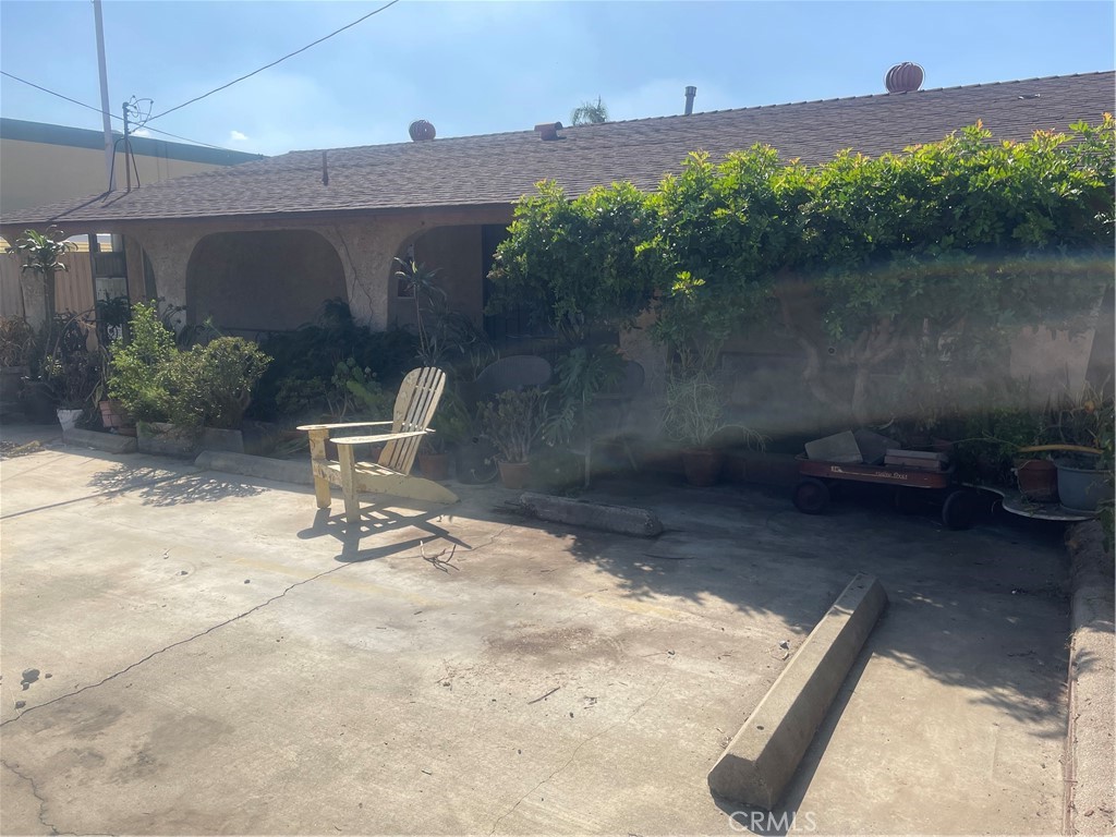 2044 W 166th Street