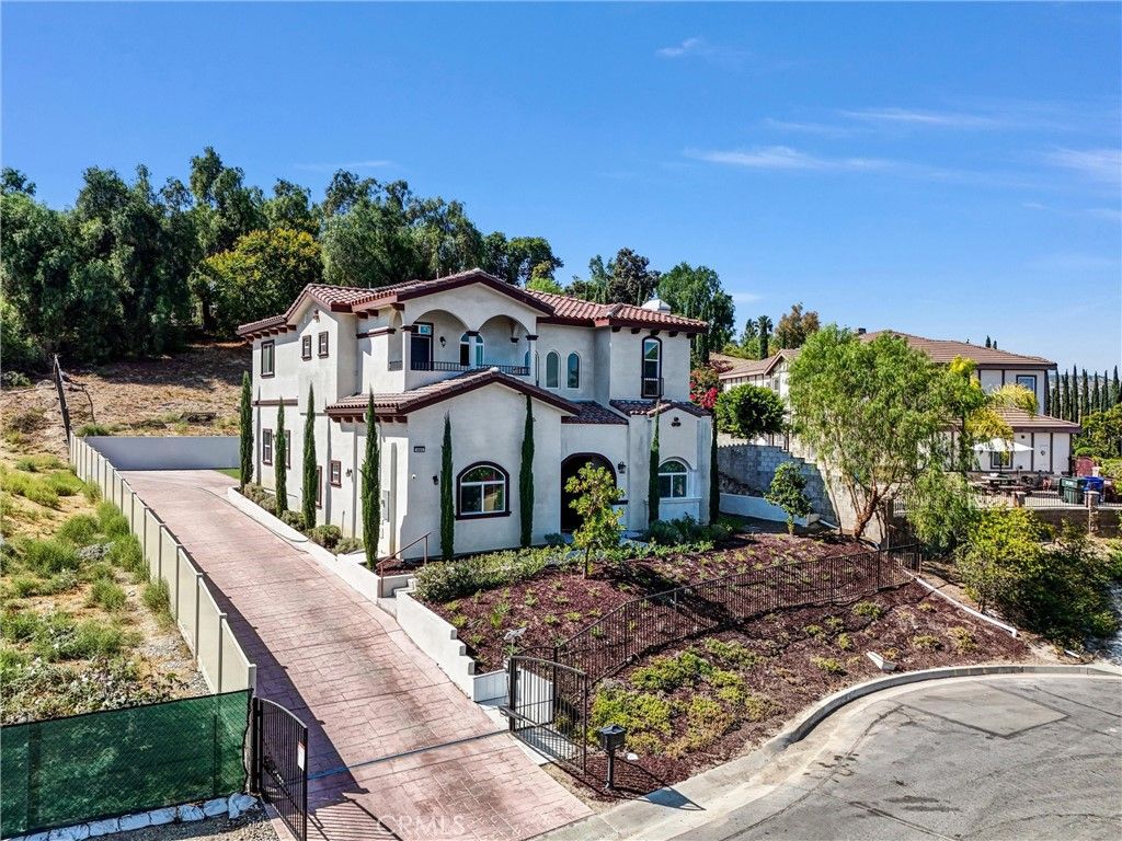 Photo of 451 Avenida Esplendor, Walnut, CA 91789 (MLS # WS25223727)