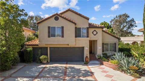 Photo of 24517 Thistle Court, Newhall, CA 91321 (MLS # SR26233906)